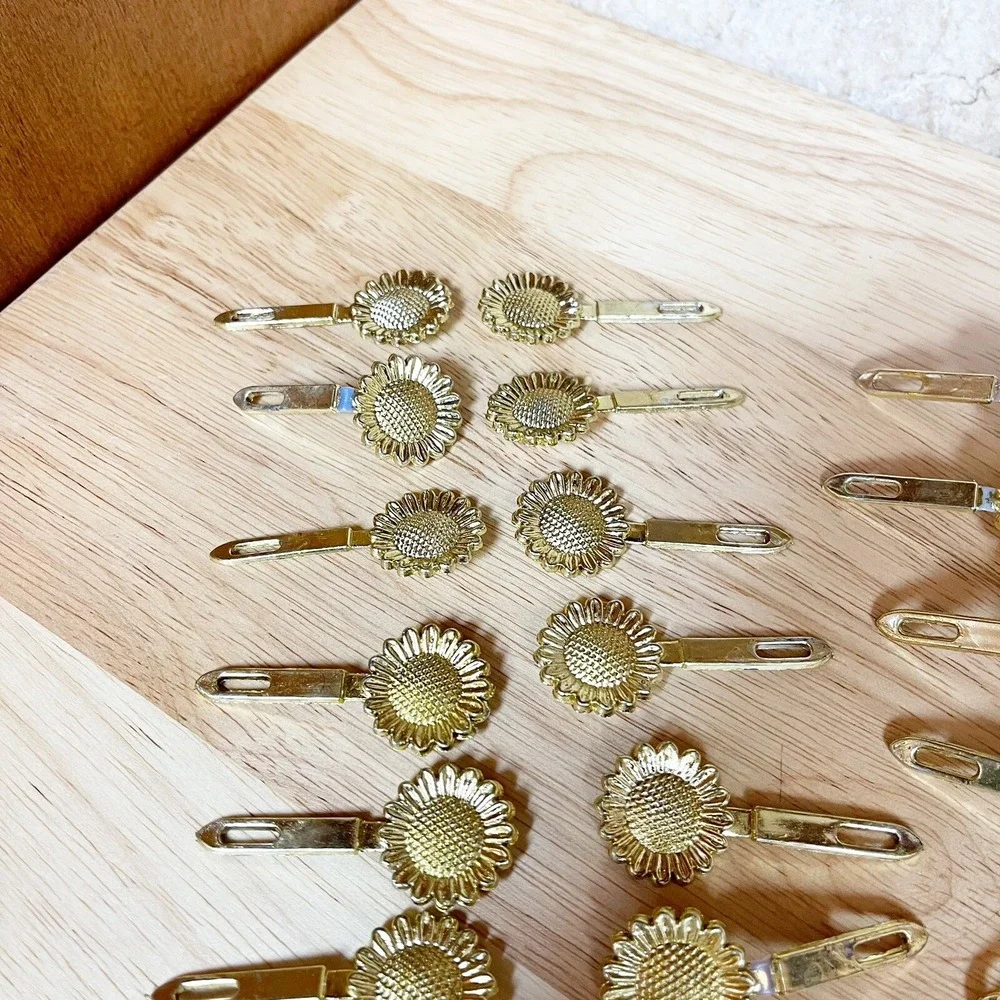 Vintage 80s 90s Gold Sunflower Plastic Snap Tight Hair Barrettes Shiny Goody